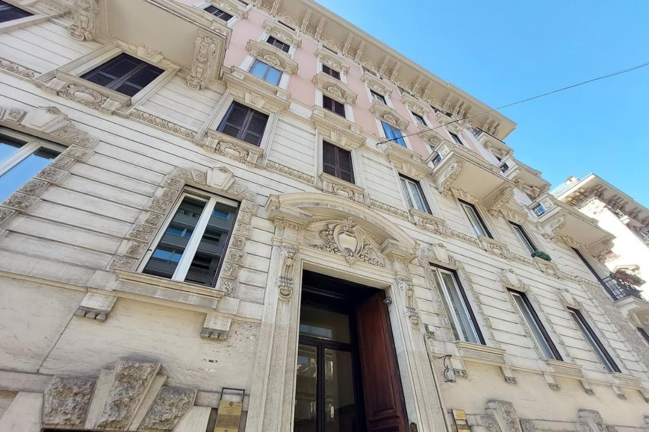 Appartamento "Corso - Cuore Di Roma" By FlatinRoma Exterior foto